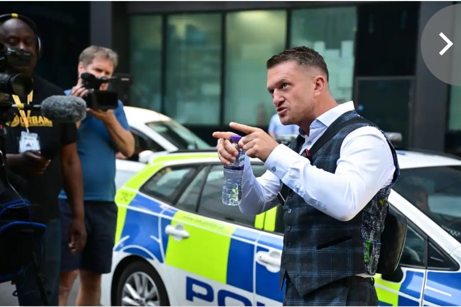 🚨TOMMY ROBINSON APPEARS IN COURT TODAY ACCUSED OF HARRASSING 2 JOURNALISTS

The charges are nonsense but I don't trust the state one bit.

This Government will stop at nothing to silence him.

Will you be supporting Tommy today?