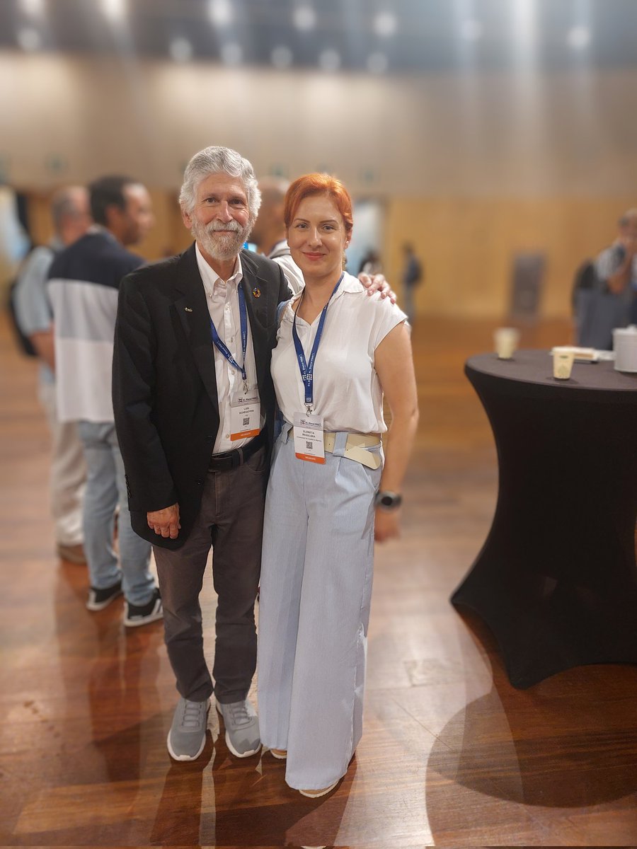 Truly love conferences for moments like this — meeting Prof. Echegoyen <a href="/Echegoyen_ACS/">Luis Echegoyen</a>, a scientific legend and former mentor! I'm so grateful I had the chance to work in His lab at <a href="/UTEP/">UTEP</a> 🙌🌟