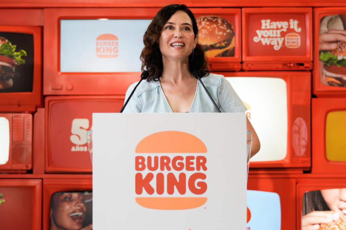 ¿Volveréis a comer algo de .<a href="/burgerking_es/">Burger King</a> ?

RT: No
♡: Tampoco