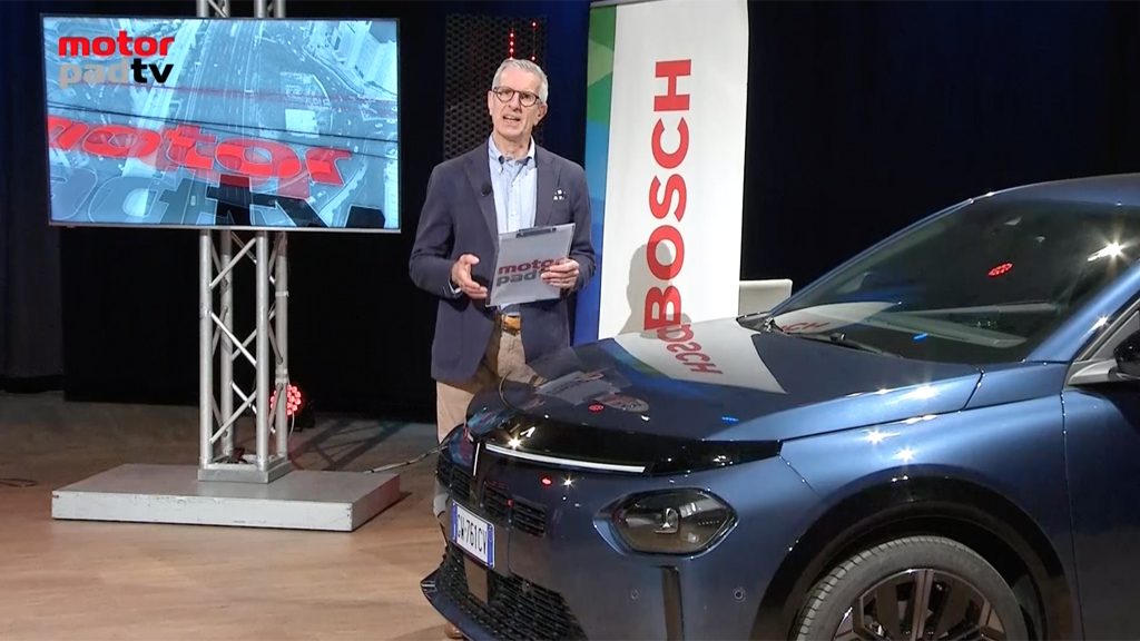 Motorpad's tweet image. 2025 MotorPad TV pt 16 parte 2

youtu.be/q-2Rz22EsZQ

Nella seconda parte della puntata n°16 i nostri servizisu:

#Fiat Grande Panda Hybrid
#Kia PV5
#BMW Concorso d'Eleganza Villa d'Este