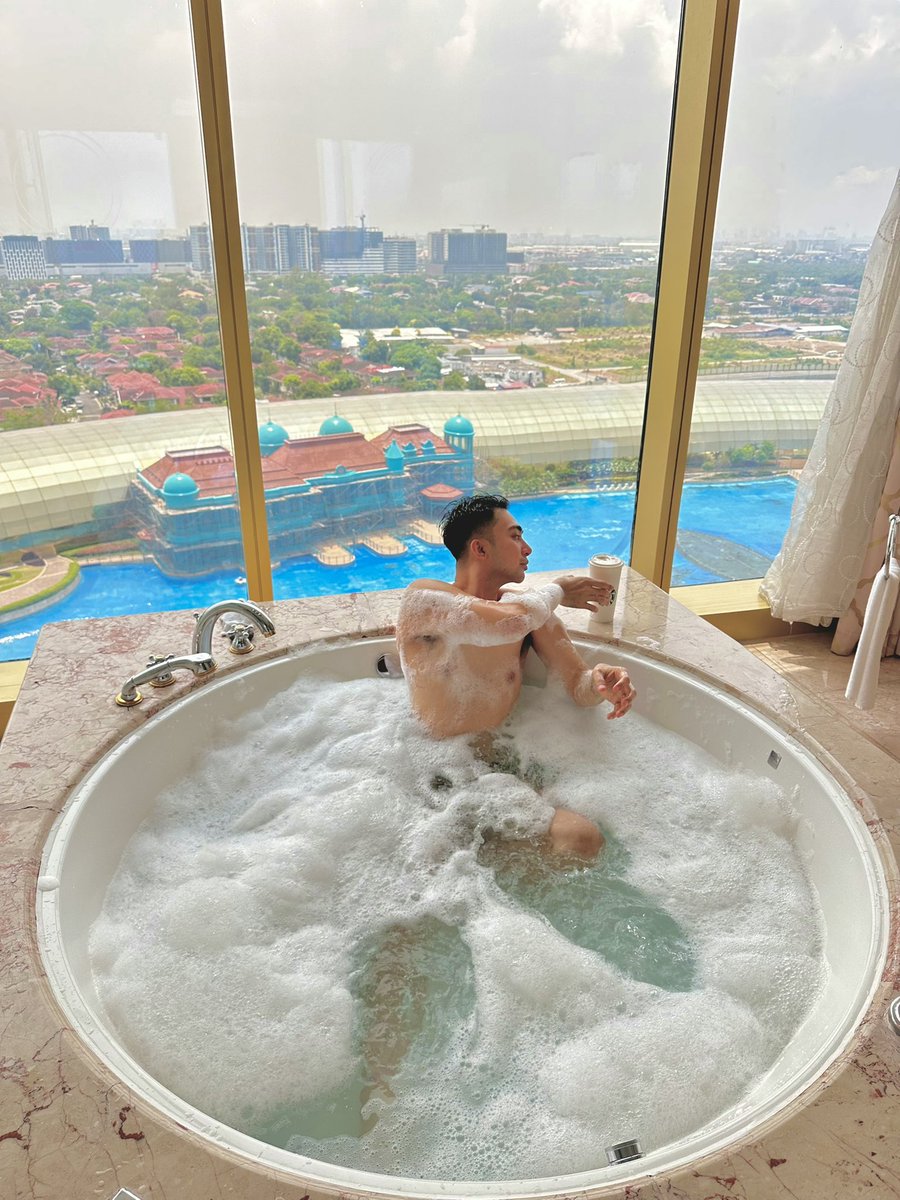 jronchuaa's tweet photo. 🛁 https://t.co/dOR7Z6YXuX
