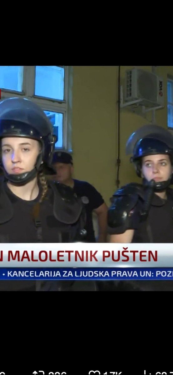 SasaSim52282348's tweet photo. Milica Glušica, 2004. godište iz Kule, MMA borac. Zaposlena u PU Kula.
Ona je sinoć monstruozno pretukla tri studenta.
Ona mora doživotno da bude zatvorena na psihijatriji ako je majka ne odrobija ili roditelji dece koju je zverski unakazila.
Sa FB. https://t.co/QC3a9eRTCQ