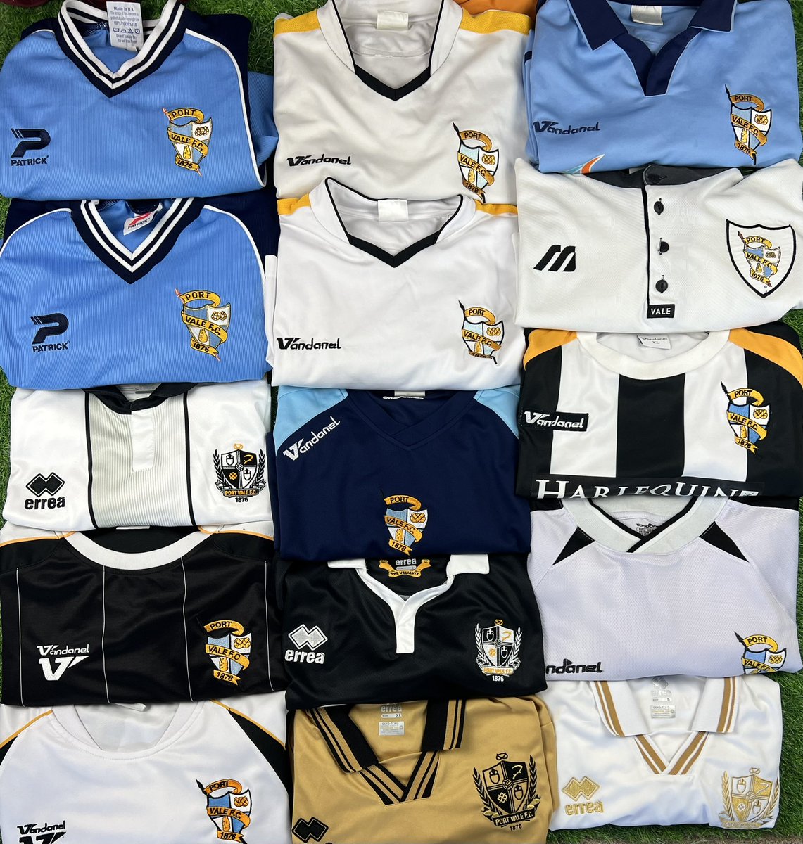 The Home of 
⚪️Port Vale ⚫️ 
#portvale #vale #pvfc #footballshirts #weeksfootballfinds