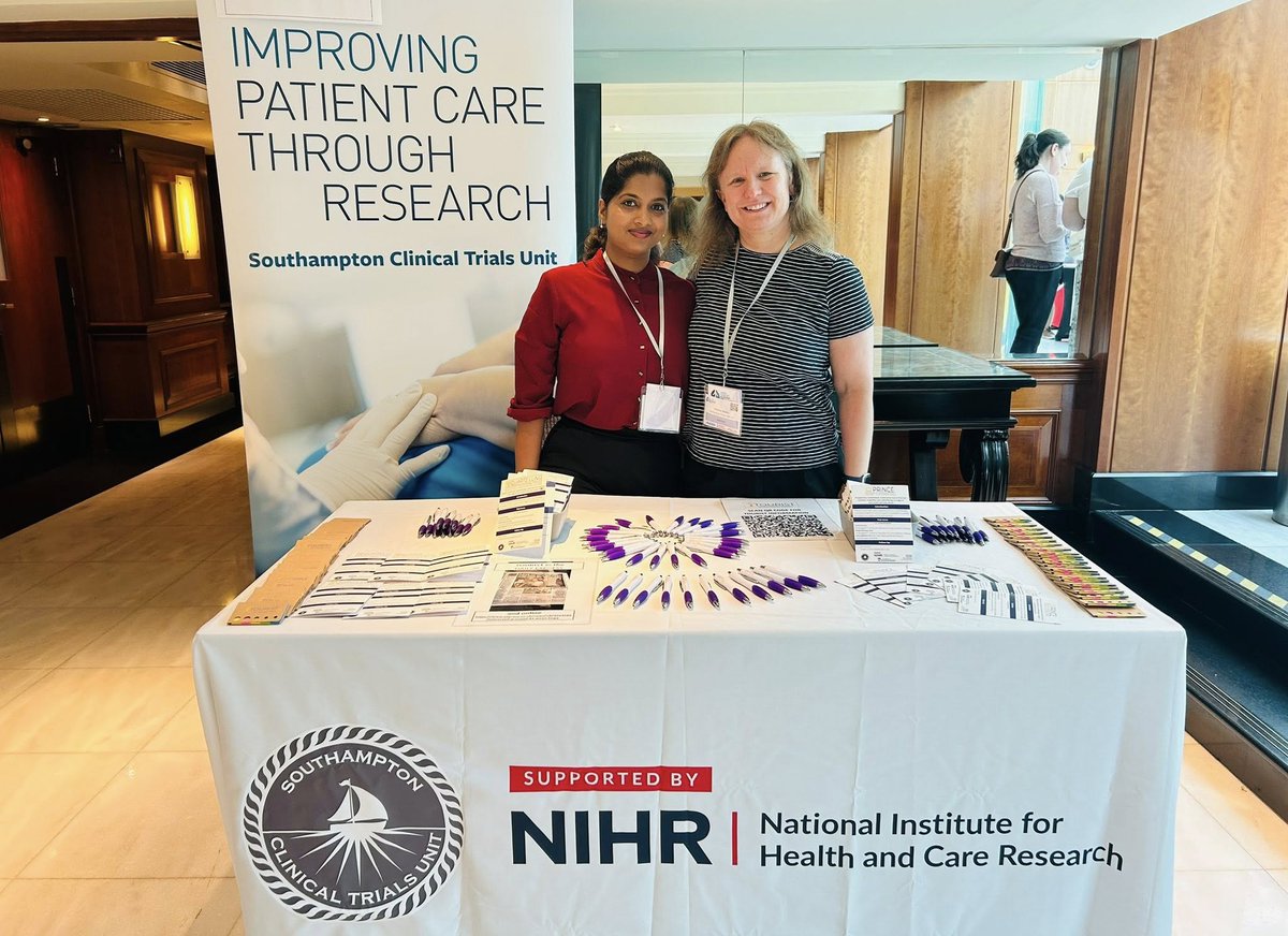 SouthamptonCTU's tweet photo. Trial managers Siva and Nicky recently attended the @LCN_UK conference to speak to nurses specialising in caring for people with #LungCancer and promote the TOURIST Platform Trial, including the PRINCE and QUARTZ LUNG trials.

https://t.co/H2jLTWGEXW https://t.co/Ql3DKRmxnz