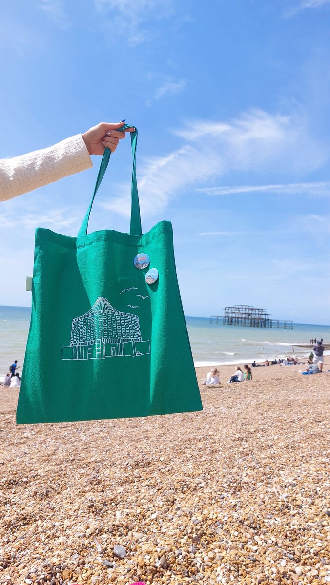 Sussex Alumni (@sussex_alumni) on Twitter photo Are you *totes* excited for this year's Summer Graduation? 🎓
If you're graduating this year make sure to come to the Alumni + <a href="/SussxUniCareers/">Sussex Careers and Entrepreneurship</a> stand after your ceremony for your free Graduation tote bag.
We love it when we see our grads with theirs in Brighton & Beyond! ☀🌈 Are you *totes* excited for this year's Summer Graduation? 🎓
If you're graduating this year make sure to come to the Alumni + <a href="/SussxUniCareers/">Sussex Careers and Entrepreneurship</a> stand after your ceremony for your free Graduation tote bag.
We love it when we see our grads with theirs in Brighton & Beyond! ☀🌈