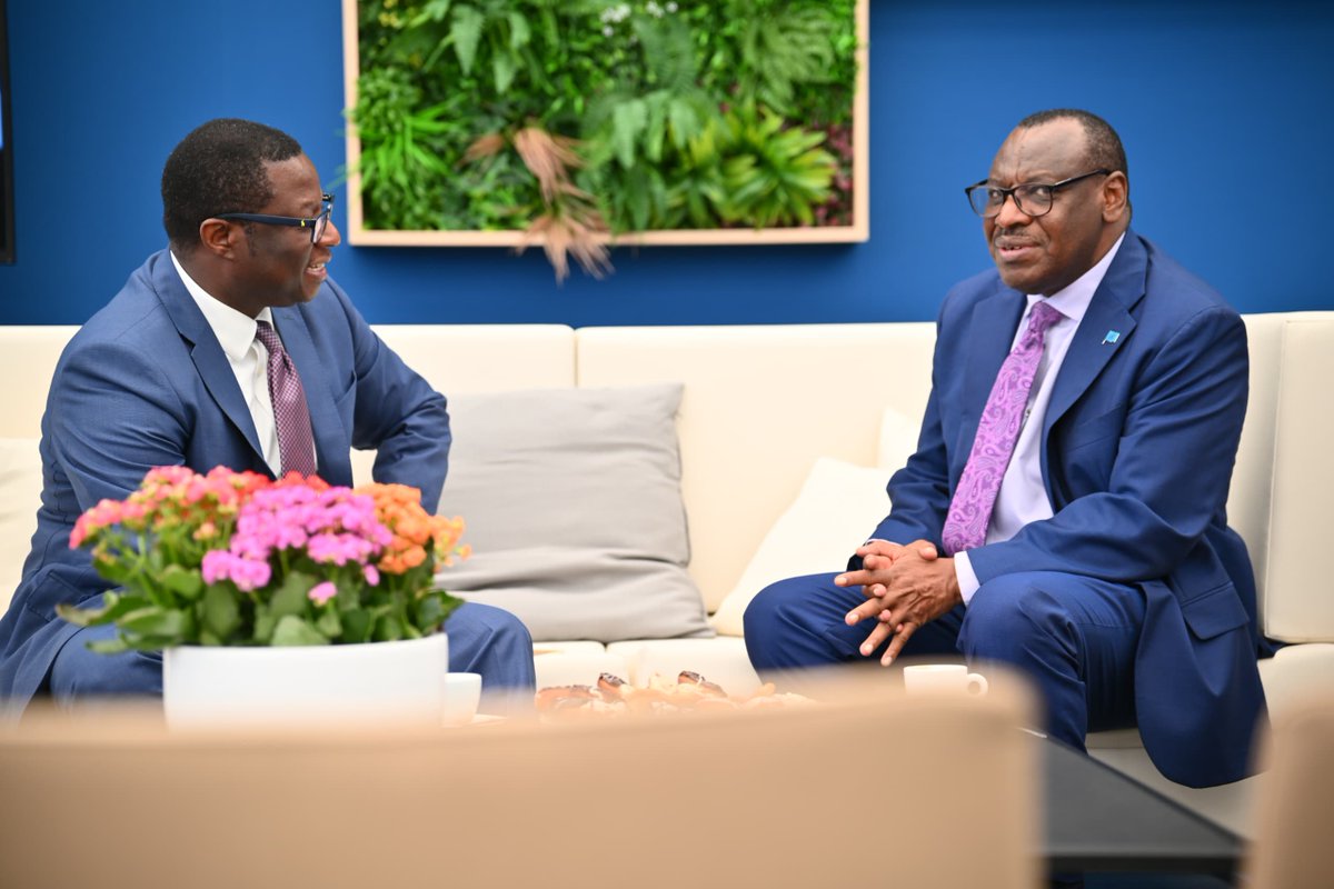 ECA_OFFICIAL's tweet photo. During #FfD4, ES @claverGatete met Zambia's Permanent Representative to the UN, H.E. Dr. Chola Milambo @chomilambo. They agreed to collab in facilitating common African positions and implementation of #FfD4 outcomes. https://t.co/dAZX9uFzbg