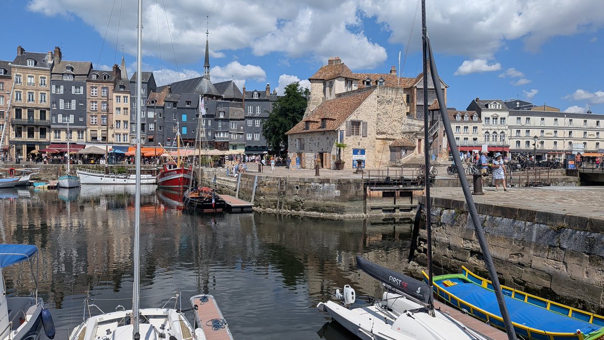 James Bromberger tweet media