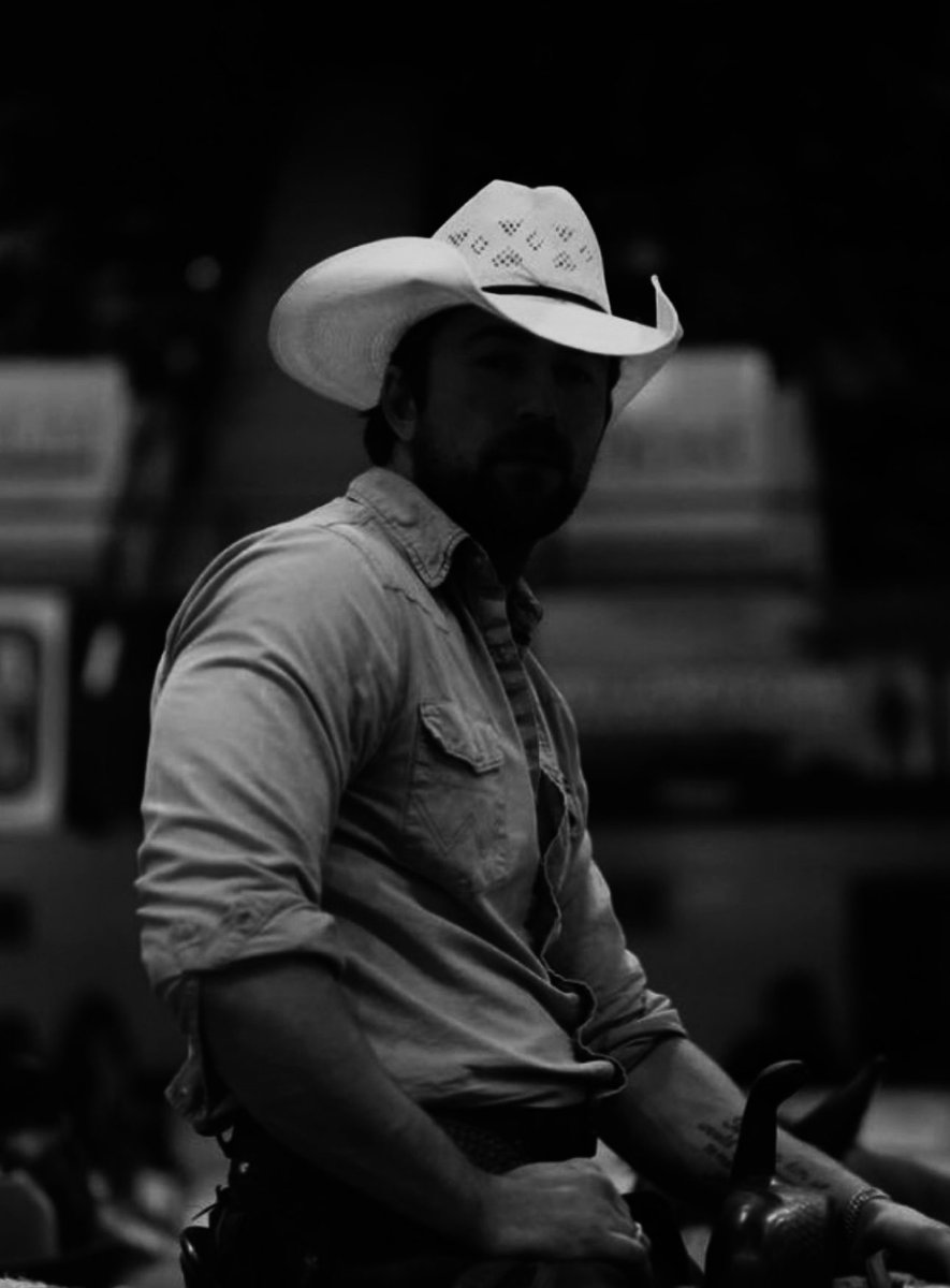 𝐂𝐀𝐃𝐄 𝐄𝐀𝐒𝐓𝐎𝐍 𝐃𝐄𝐋𝐀𝐍𝐄𝐘.

        ❛ retired bull rider.
           owner of heartspur
           horse ranch. single
           father. family man. ❜

written by #єємѕ