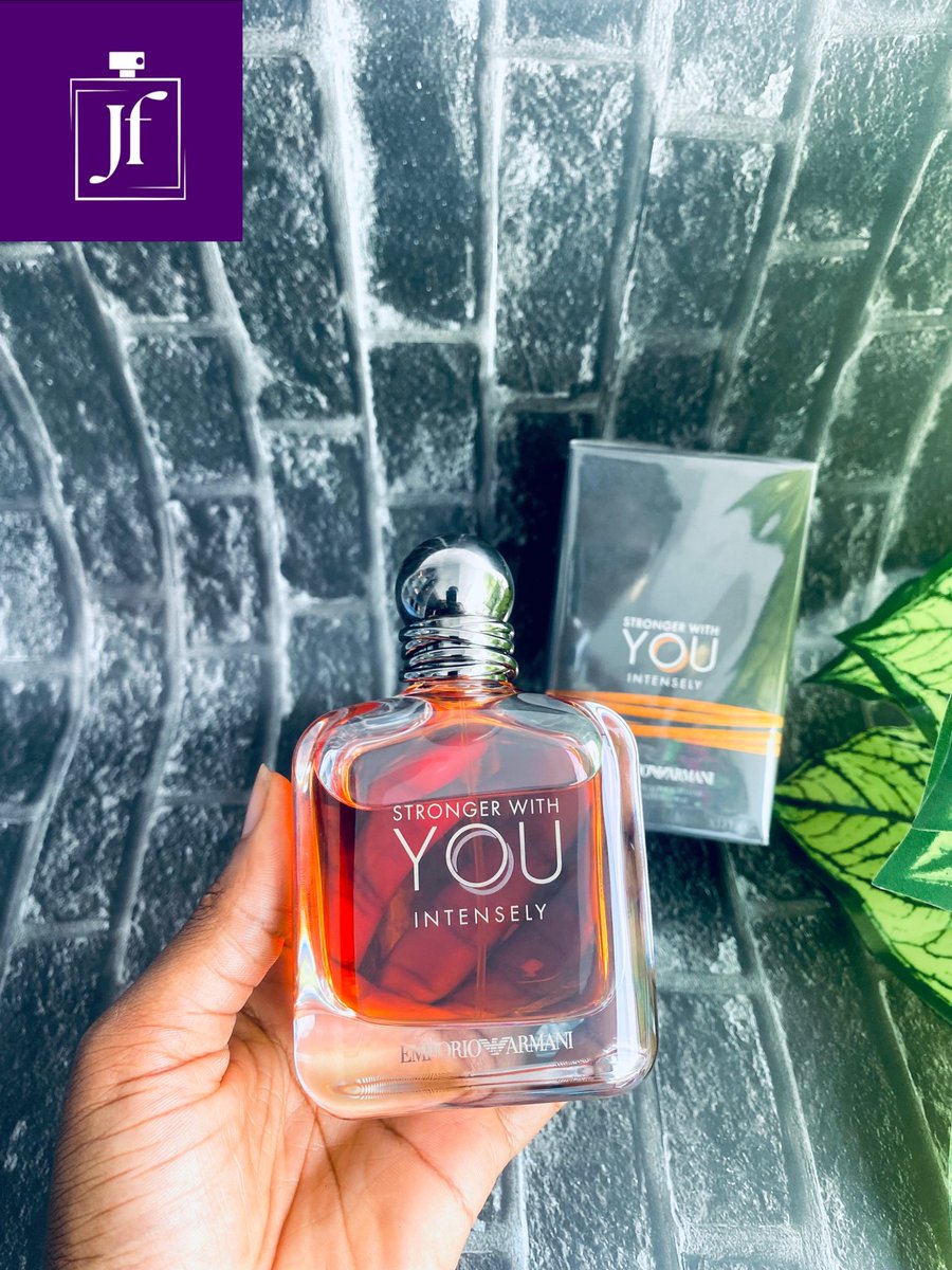 JustFragNg's tweet image. That feeling when your cologne matches your intensity☺️. The perfect blend of sweet and spicy 🥰🥰

#Armani #StrongerWithYou #Intensely
#JustFragrance.