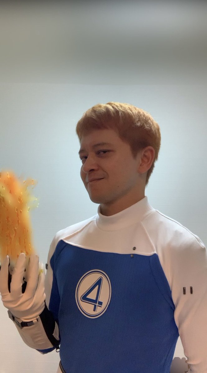 oimoex's tweet image. コスプレ　ファンタスティック4
ヒューマン・トーチ　ジョニー・ストーム

メイクしようにもどう変えたらいいか分からなくてしなかったけど、写真に撮るといくつか見えてきたので改善の余地あり🔥