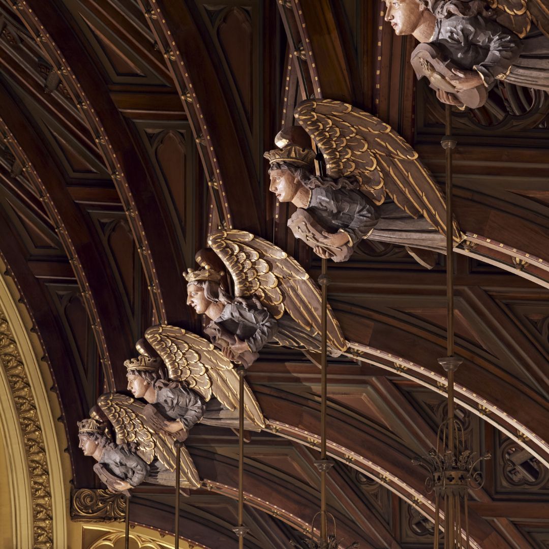 JohnCanningCo's tweet image. Decorative #woodwork is a key element in many #sacredspaces, contributing to both artistic & historical identity. At this Gothic Revival #historicchurch, part of our work included #woodconservation of the angel sculptures & ceiling. #churchrestoration
📸Robert Benson Photography