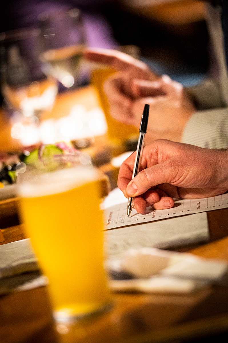 CRBrewery's tweet photo. Who doesn’t love a pub quiz? 😍Round up your quiz crew and put your brains to the test at a Castle Rock pub! 🍻🧠Find quiz nights and details on our website. 💻P.S. Tables fill up fast, so be sure to book ahead! 🏃‍♂️
Good luck! 🤞 https://t.co/KSbEhxdumK