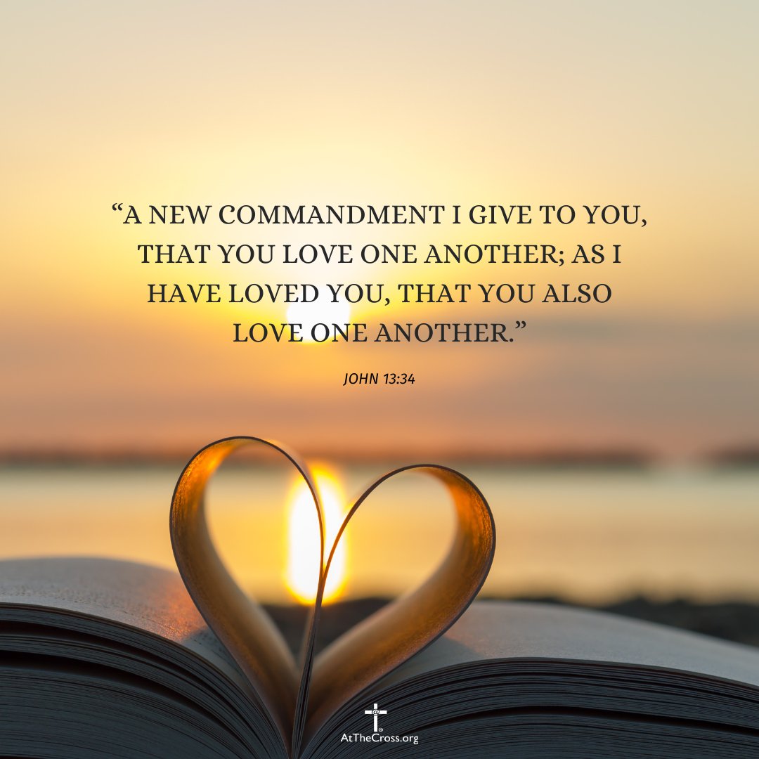 CCAtTheCross's tweet photo. “A new commandment I give to you, that you love one another; as I have loved you, that you also love one another.” - John 13:34 https://t.co/UvMl2Kvp4C #Bibleteaching #bibleteachingchurch #blibleteachingchurchNYC #John1334 https://t.co/pF9IK5yhQb