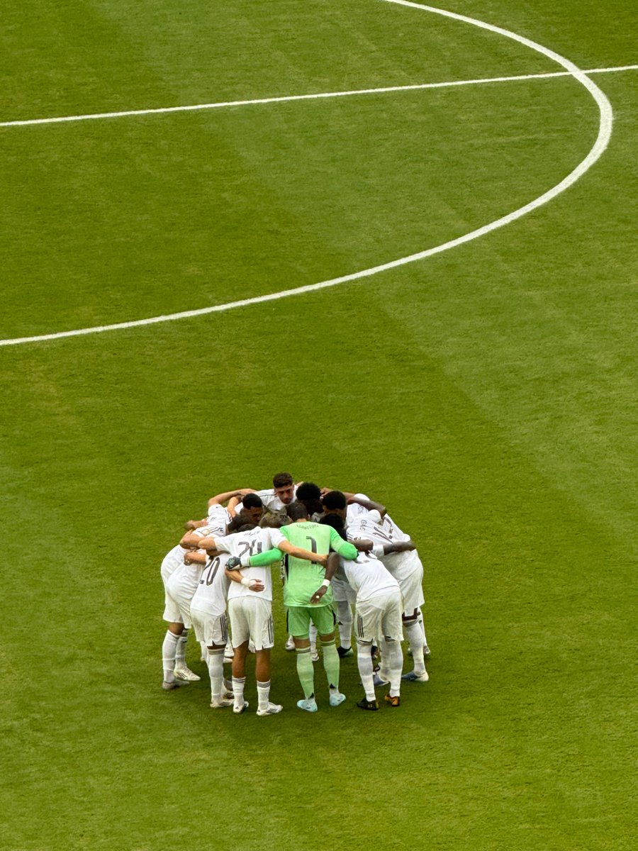 renata ⁷ tweet media