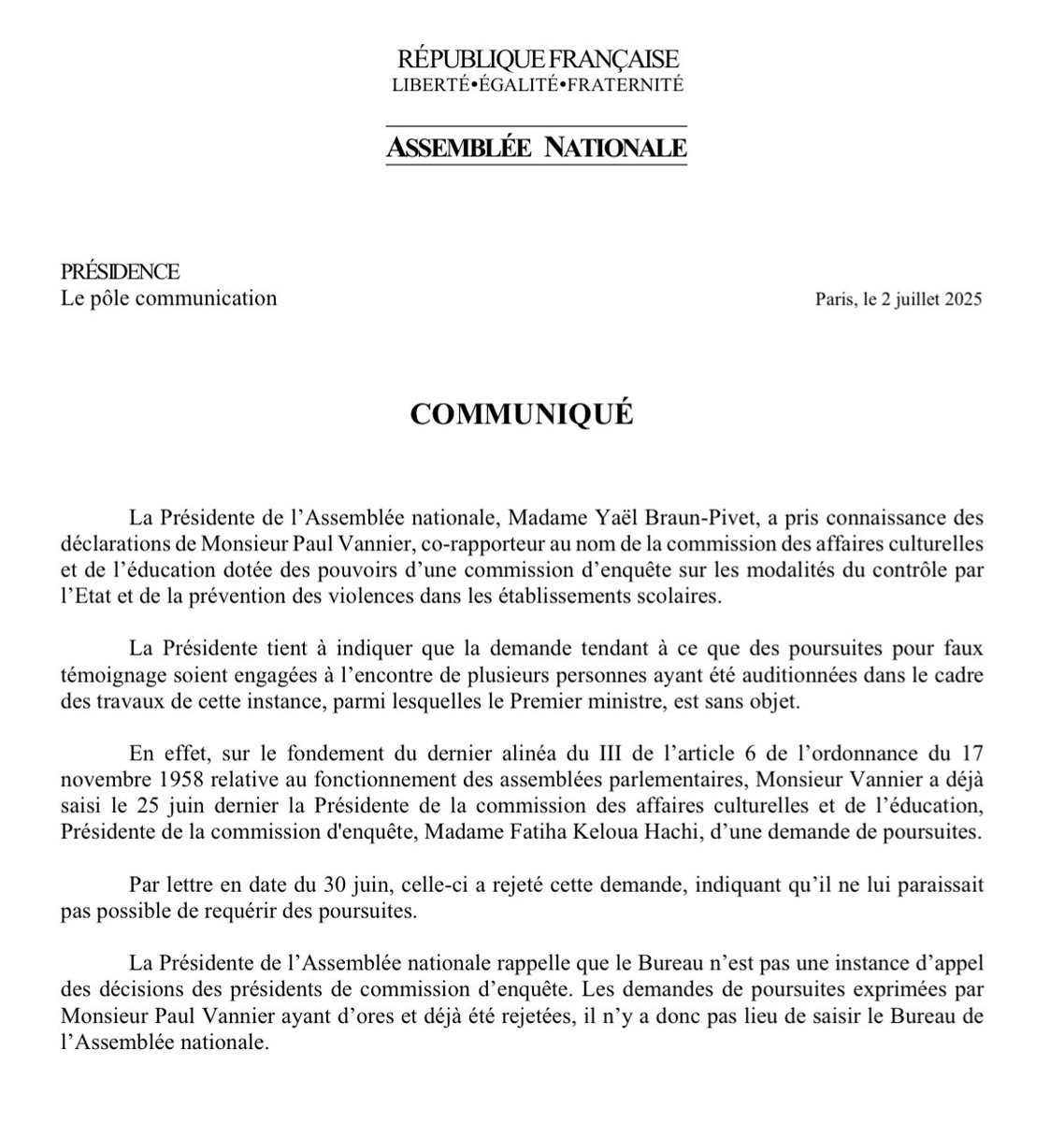 La Présidente PS de la commission d’enquête et celle de l’Assemblée manoeuvrent pour empêcher que la justice soit saisie du parjure sous serment de <a href="/bayrou/">François Bayrou</a>. 

Mais <a href="/YaelBRAUNPIVET/">Yaël Braun-Pivet</a> n’est pas investie de pleins pouvoirs. L’ordonnance de novembre 1958 qui régit les commissions