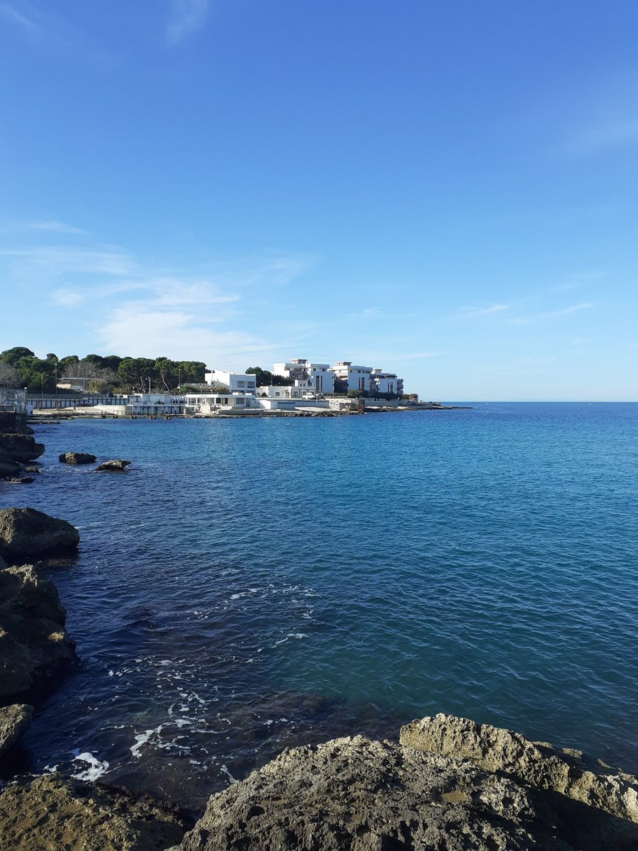 #soloAchi è nato sul mare è dato un legame che tocca le corde più profonde  dell'anima.
Vallo a spiegare a chi non ci è nato
che non è solo acqua, ma possesso e emozioni.
📷 il mio 🌊💙