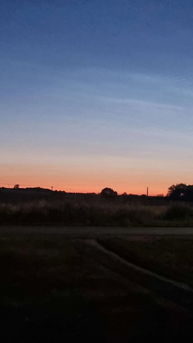 alan_hindmarch's tweet photo. The crack of dawn https://t.co/J2DQCtjAvi