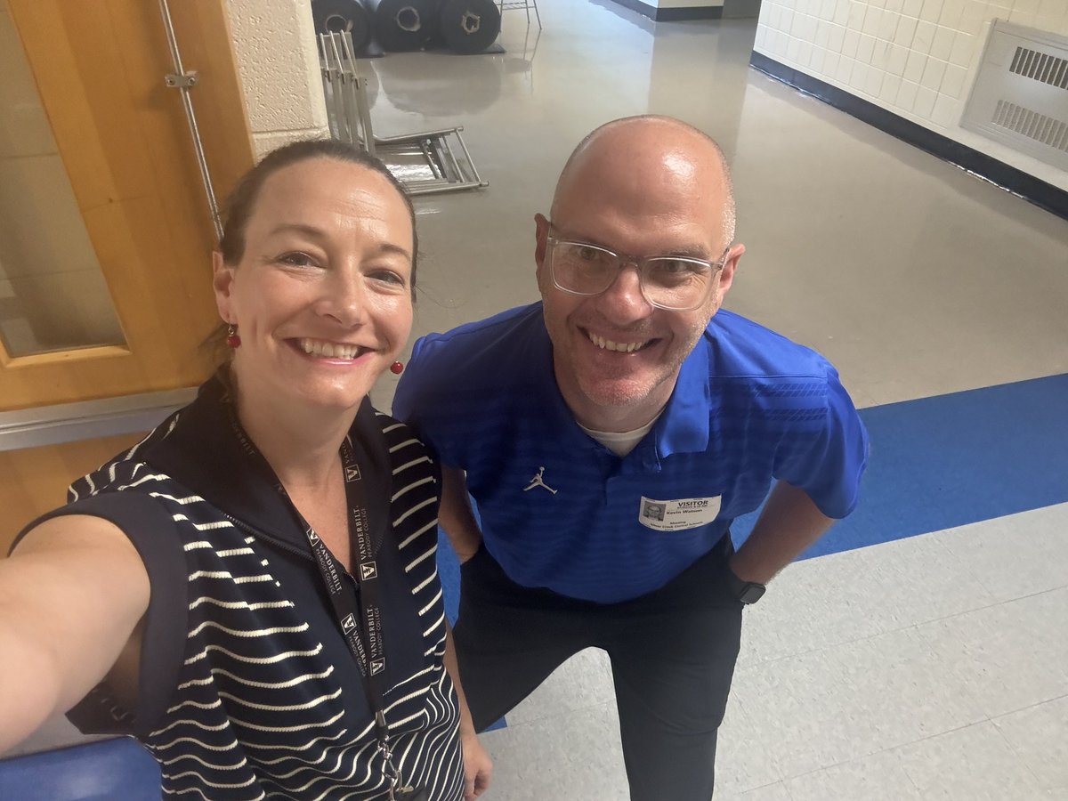 RalstonK's tweet image. Build your network! Super happy to have @KendallEagles with us as a principal mentor! Glad to have you back in my world, Mr. Watson! #BKP #SCCARES