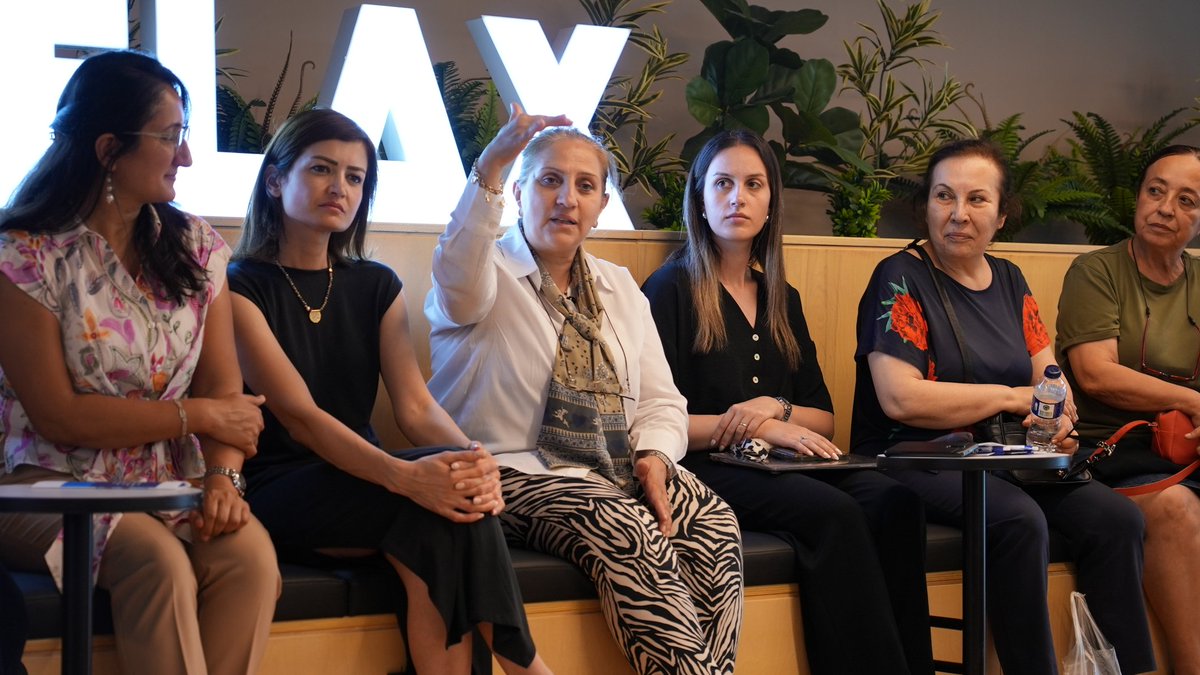 İstanbul Aydın Üniversitesi Bilim İletişimi Ofisi’nde aktif rol üstlenen İletişim Fakültesi, Rektör yardımcımız Prof. Dr. Ali Sınağ liderliğinde ve Dekanımız Prof. Dr. Aybike Serttaş‘ın koordinatörlüğünde ilk etkinliği gerçekleştirdi.