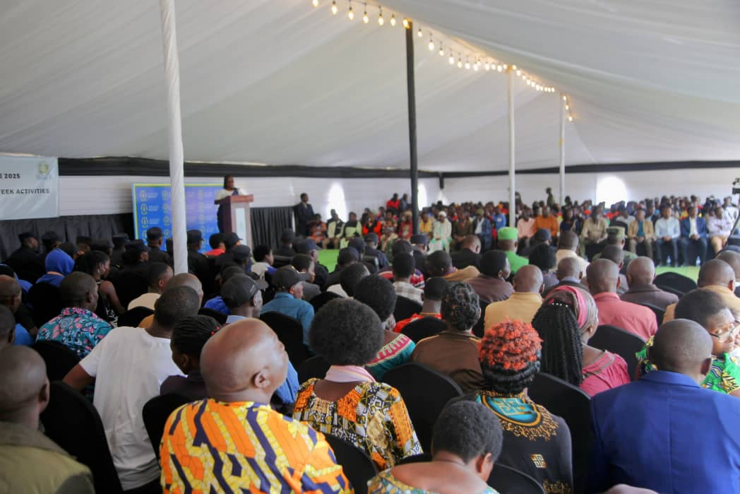 Iyi gahunda y’ibikorwa by’Inzego z’Umutekano yateguwe ku insanganyamatsiko igira iti:" Abaturage b’u Rwanda hamwe n’Inzego z’umutekano bizihiza Kwibohora ku nshuro ya 31 no kwizihiza imyaka 25 y’Ubufatanye bwa Polisi y’Igihugu n’Abaturage."