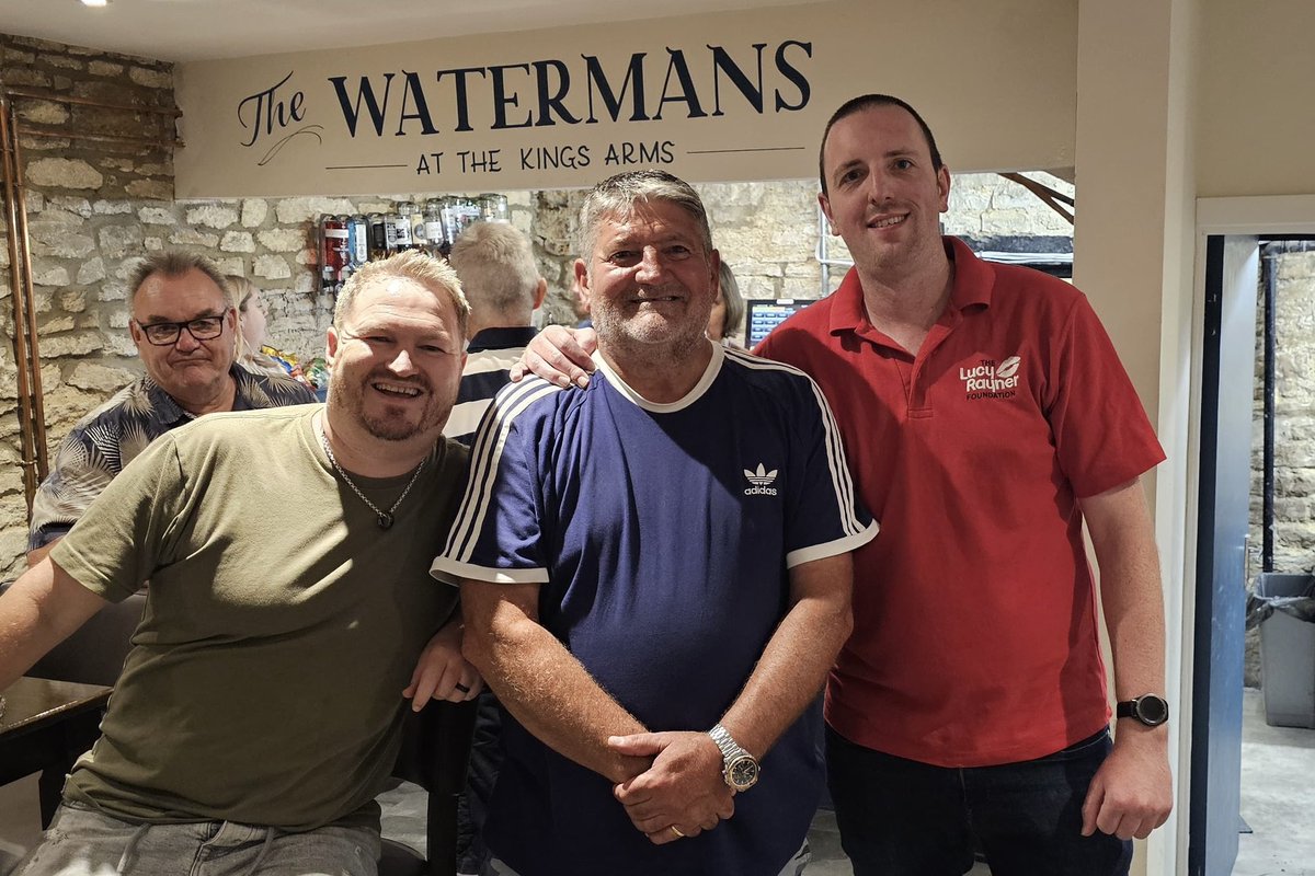 TheLRFoundation's tweet photo. We want to say a huge thank you to Steve, Adam and Nic for organising a charity pub quiz at The Kings Arms in Kidlington to fundraise for us!🙌

They raised an amazing £226.40 on the evening! We are so grateful for your support, it means a lot to us👏❤️

#LRF https://t.co/Ocoi3gIg5Z