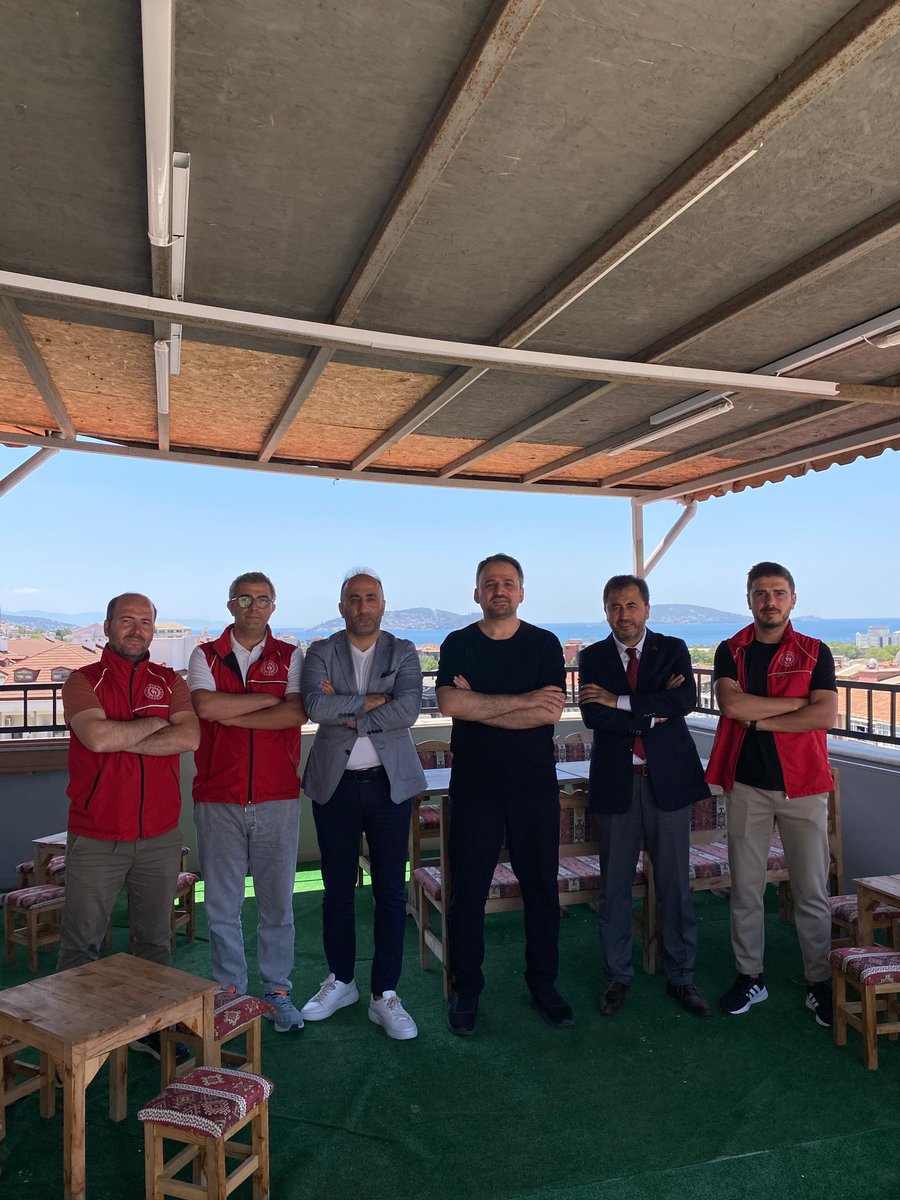 Hayallerin tatili olmaz.📌

81 ilimizde, Gençlik Merkezlerimizde başlayan GSB Gençlik Yaz Kulübü heyecanını yerinde gördük.❤️

Yaz Kulübü’ne katılan, hayallerine bir adım daha yaklaşan tüm evlatlarımızı tebrik ediyoruz!

📍Maltepe Gençlik Merkezi