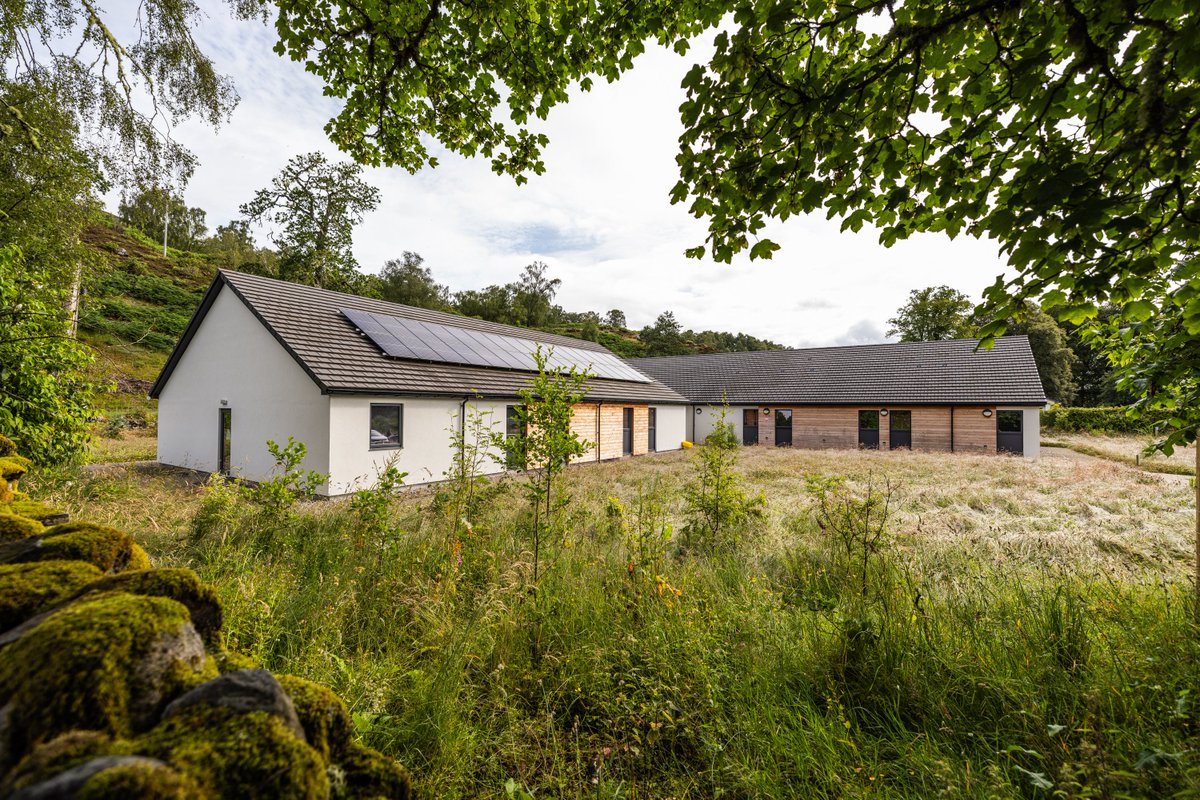 🌙 We're hiring! -Evening Guest Services Assistant 

Join our team as an Evening Guest Services Assistant at the Dundreggan Rewilding Centre 🦉
Help deliver a warm Highland welcome and be part of something special. 
 
visitdundreggan.co.uk/work-with-us/