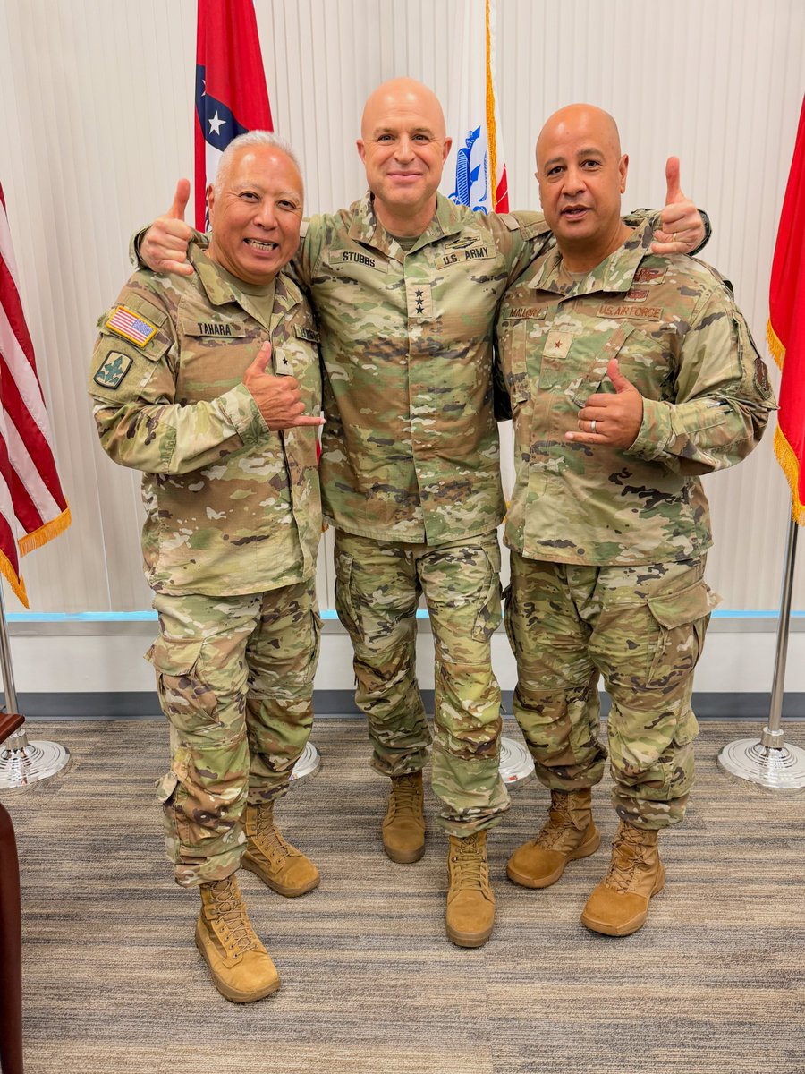 ARNGDirector's tweet image. A big mahalo to BG Tyson Tahara & Brig. Gen. Phillip Mallory - exceptional leaders from the @HINationalGuard - for visiting D.C.
From Maui wildfire response to Indo-Pacific partnerships, their team leads with courage & aloha. Grateful for their service. 🇺🇸🌺 #GuardStrong…