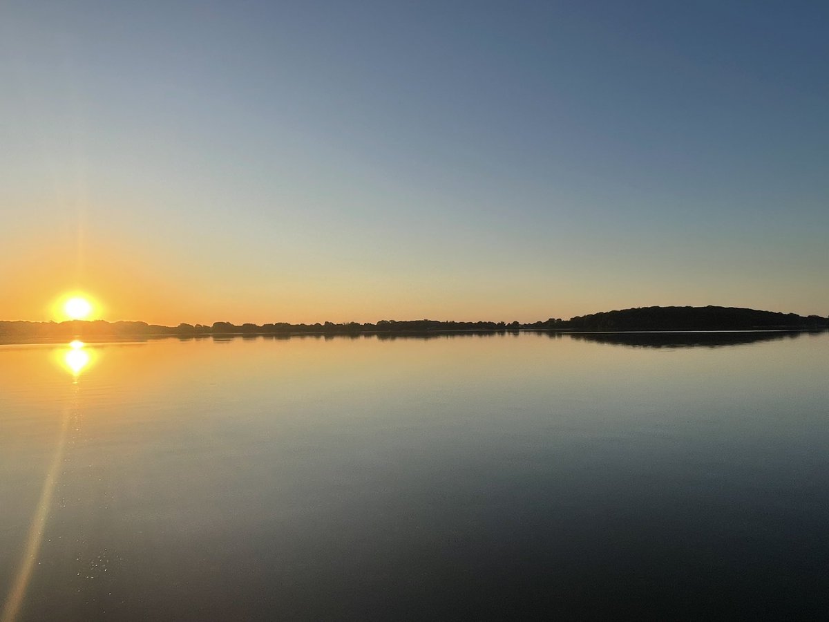 Photos from this morning s Sunrise.