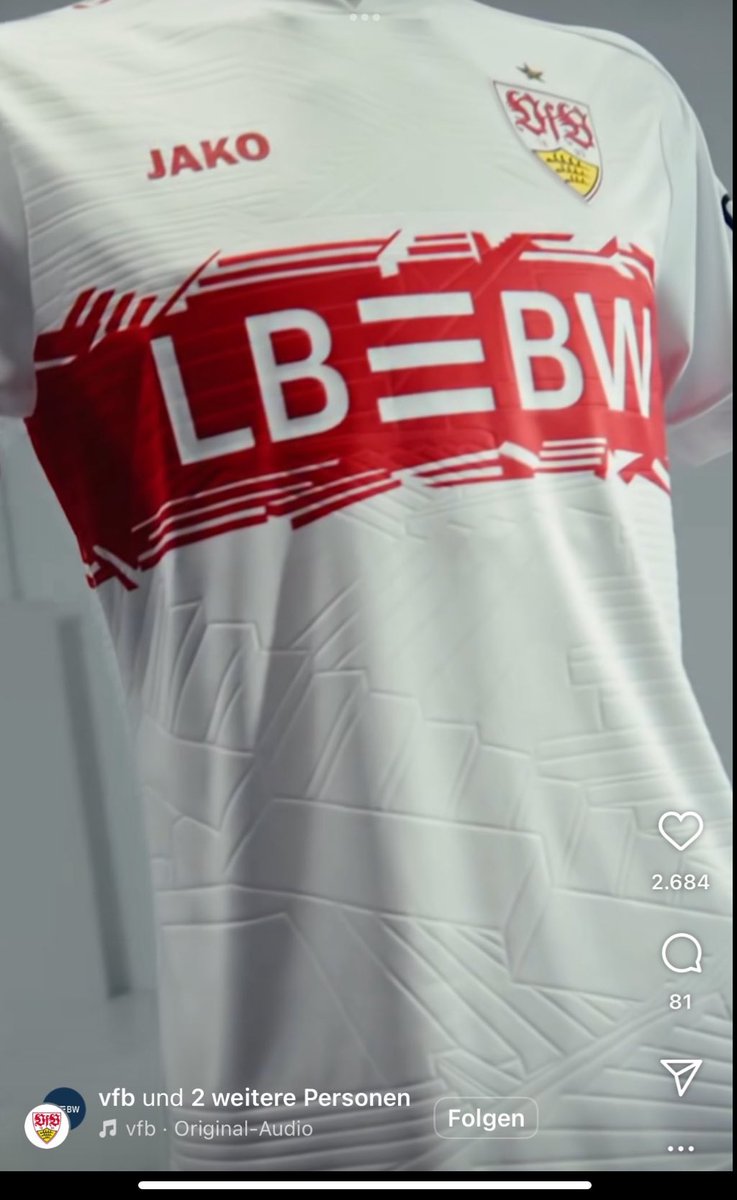 Hab mich so auf das NICHT-WINAMAX Trikot gefreut, nur um dann von dem Brustring so enttäuscht zu werden… Das ist kein Brustring, das ist ein Flatterband! #VfB