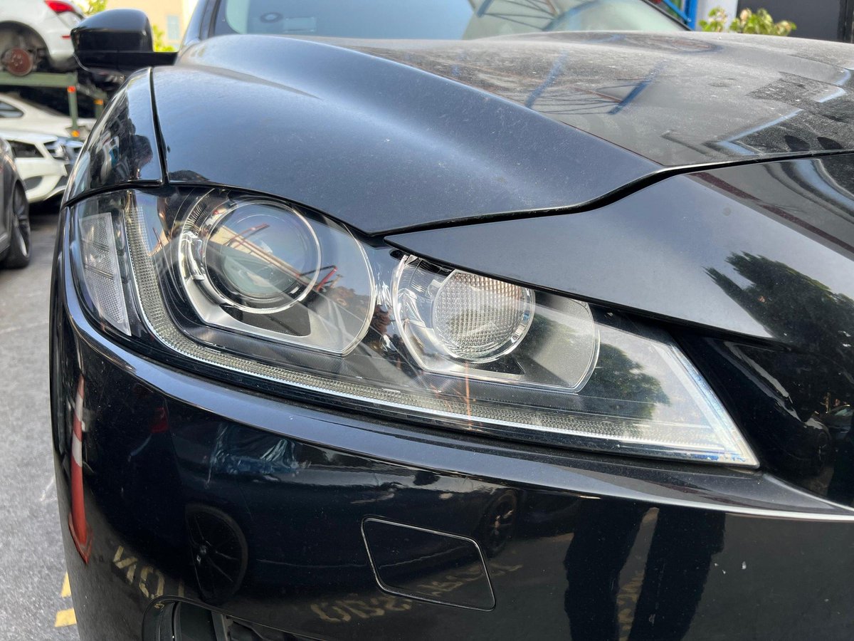 Jaguar F-Pace 2.0D 2016' Car Xenon Headlights available at #PropelAutoParts #SG 

Come &amp; Replace your Blurred lamps now😎🛒

#S8681 #Jaguar #FPace #Headlights #UsedCar #SingaporeCar #PreOwnedCars #ExportCars #Dealer #AccidentalClaim #RepairCars #Headlamps #LightRepair #SGWorkshop