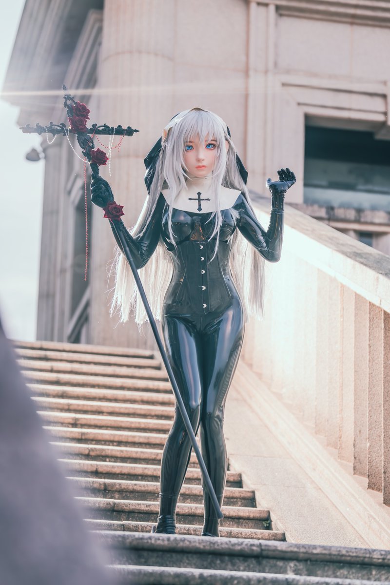 祈り✝️
出镜:RA_XA
📷:<a href="/Blank_qwq/">小白</a>
#latex #修女 #胶衣 #rubber