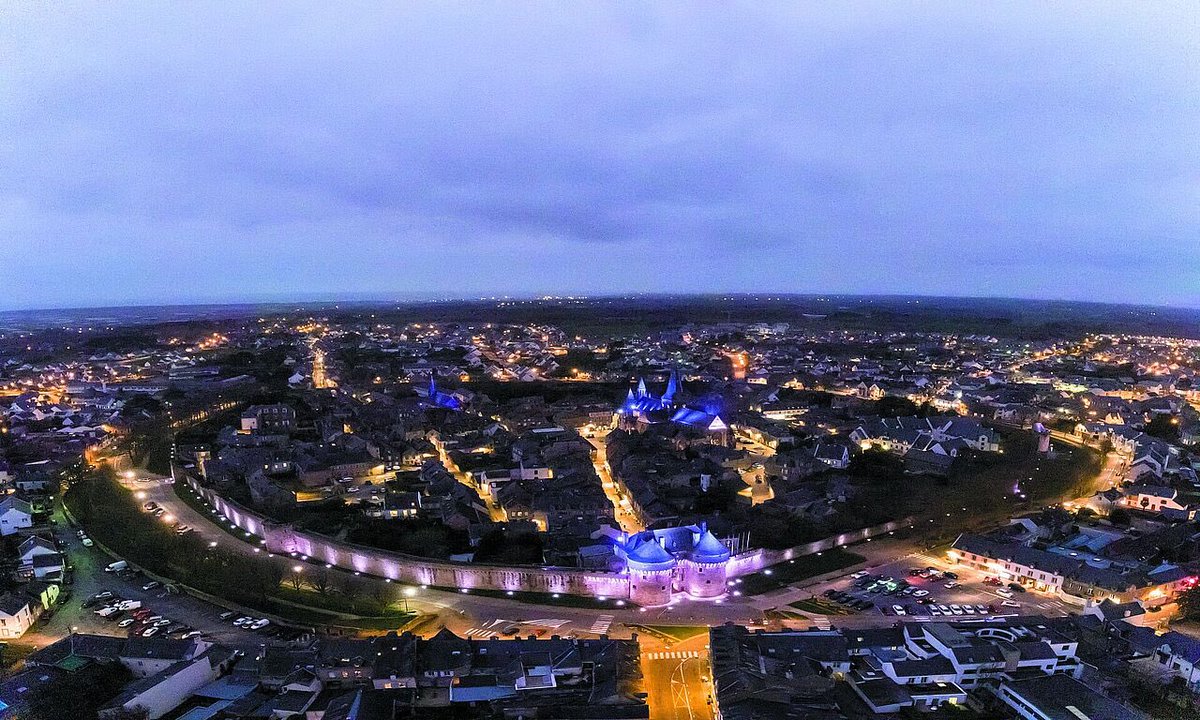 Les remparts de #Guérande sont en lice pour la finale du Monument préféré des français 2025 diffusée sur France 3.

Nos remparts, parmi les mieux conservés de France (1 300 mètres, 6 tours, 4 portes), méritent votre soutien.

👉 Votez ici : urlr.me/g8QHN2