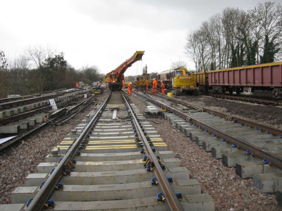 RAIL_NEWS_UK's tweet image. Urgent Engineering Works to Close Brighton Main Line dlvr.it/TLjLq0 #BrightonMainLine #CoulsdonSouth #Disruption #EastCroydon