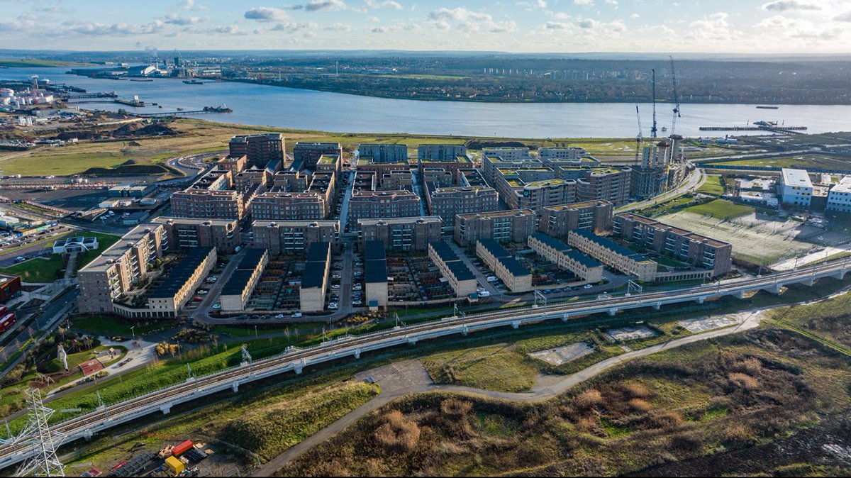Barking Riverside where planned housing now doubled to 20k

DLR plan through here to Dagenham scrapped by Boris Johnson

One solitary LO station (not visible) built when 10k homes planned, and it's a pretty low frequency, 5-car train that doesn't head to central London.