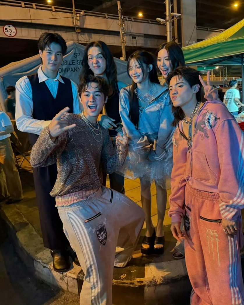 ppnarawinz's tweet photo. 📸 bxmbiiie_ ig
PHUWIN AS DIESEL EP1
#TASTE_EP1
#phuwintang @phuwintang https://t.co/X1Be0jwtHx