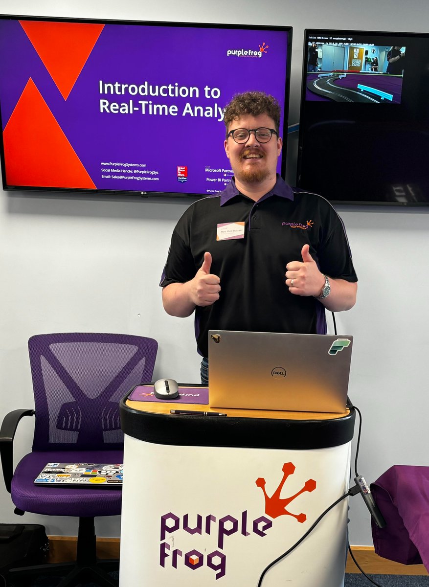 PurpleFrogSys's tweet image. 🏎️ Matt’s showing off real-time analytics with a live @Scalextric track + monitoring cam!🏁 

It’s a fun way to simulate a production line and show how live data = instant insights. Speed, sensors and smart decisions!

#RealTimeAnalytics