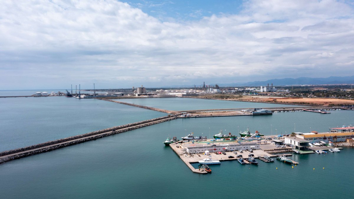 🔹TRÁFICOS #PortCastelló crece casi un 10% en tráfico vinculado al sector energético en 2025 portcastello.com/comunicacion/n… #PuertodeCastellón #AutoridadPortuaria #puertociudad #energía #sectorenergético #tráficos