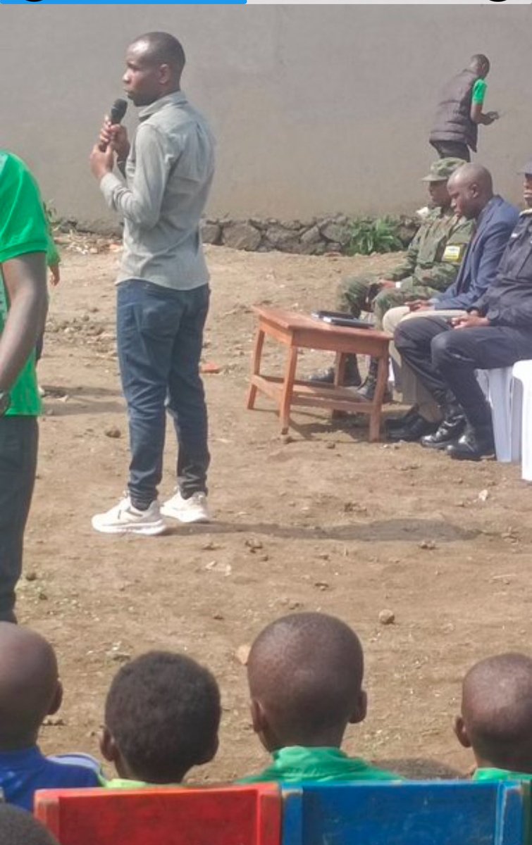 BamenyaJ63028's tweet photo. NONAHA◼️
Mu karere ka Rubavu, Umurwnge wa Rubavu hari kubera igikorwa cyo gutaha ECD/BUGESERA ku nyubako yubaswe kubufatanye na #RNP_RDF
#UmurengeWaRubavu
#AkagariKamurara
#Umuduguduwakabere
#ubuyobozibwaKarerekarubavuNdetse ningabo basuye ECD nshya https://t.co/RftFw8r0p1