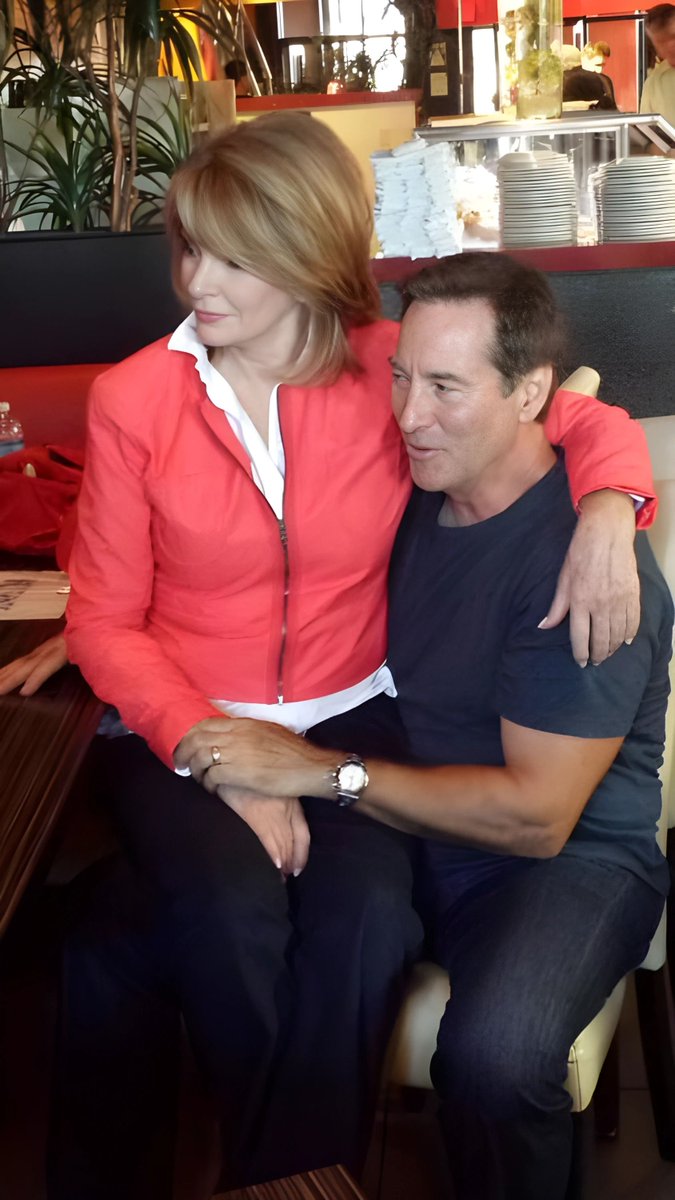 rachie_q's tweet photo. Some bonds never fade. ❤️ Deidre Hall and Drake Hogestyn at Day of Days (circa 2014), radiating the same quiet intimacy fans have cherished for decades. On-screen soulmates, off-screen warmth—always John and Marlena.
#DayofDays #DeidreHall #DrakeHogestyn #Jarlena #SoapLegends https://t.co/qQtehQSImX