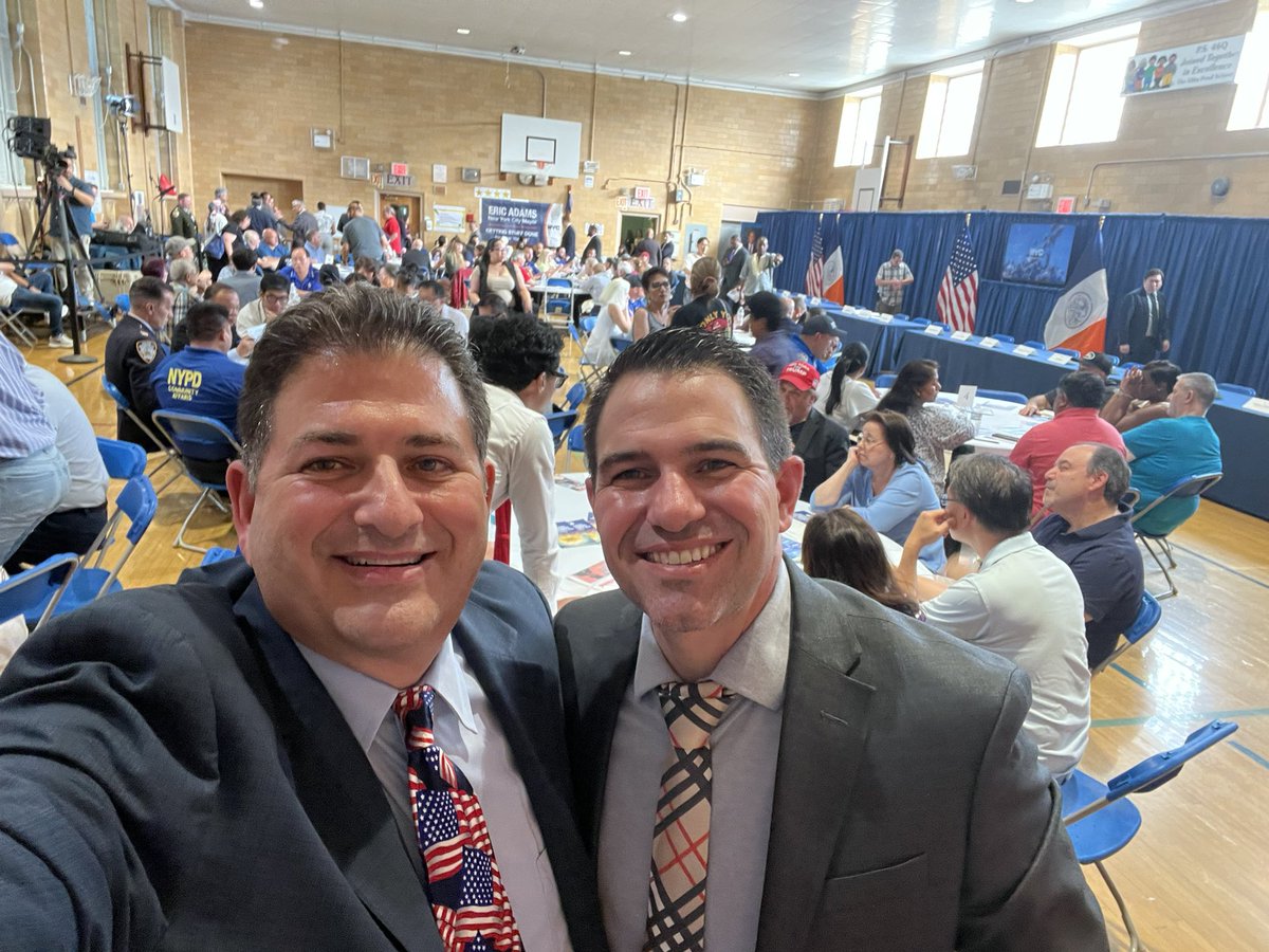 A huge thank you to Dr. LaPoma, the staff, and the entire PS 46 community for hosting last night’s mayoral town hall. The event ran from 6 to after 9 PM and the Mayor and his team stayed until every question was answered. True civic engagement in action!