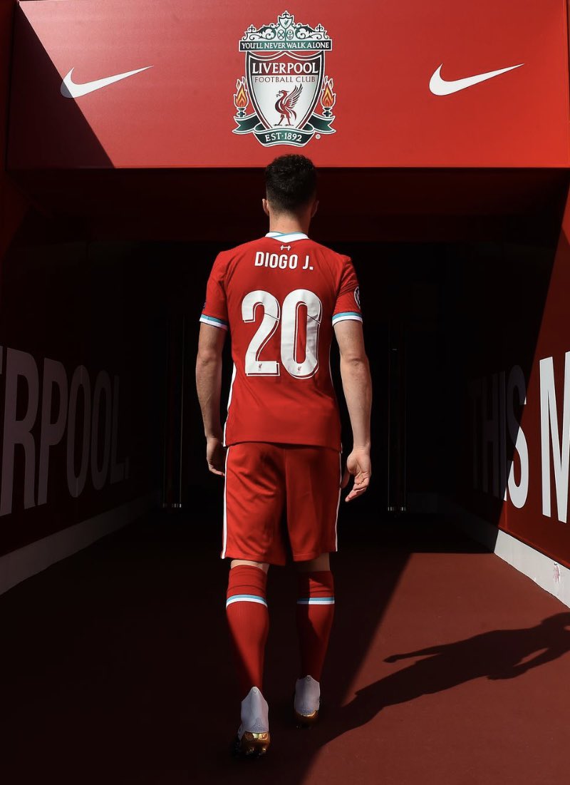 seb_loram's tweet photo. He wore number 20 the year we won number 20

Retire the shirt

#lfc #diogojota #ynwa #hewearsthenumber20 https://t.co/c95YkgnMEg