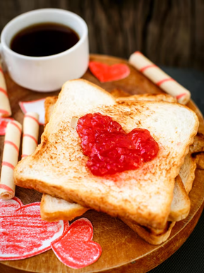 #FunFact Bread is full of nutrients like iron, calcium and B vitamins. Some varieties contain higher values of vitamins when fortified with other seeds like chia seeds.

#IBBA #IrishBread