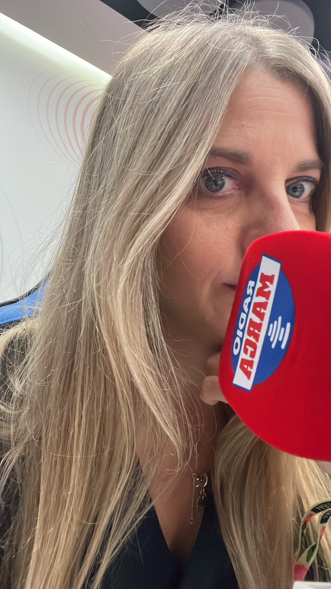 Rosa Vara de Rey (@rositavaraderey) on Twitter photo Un año más, otra temporada increíble haciendo radio en <a href="/RadioMARCA/">Radio MARCA</a> con gente maravillosa! ❤️
<a href="/PabloLopezRadio/">Pablo López</a>, <a href="/IHerraizFdez/">Israel Herraiz Fernández</a>, <a href="/csantosradio/">Carlos Santos</a>, <a href="/PabloParra_95/">Pablo Parra</a>, <a href="/AlvaroMongil/">Mongil</a>, Iñaki… y todos con los que coincido MIL GRACIAS por hacerme disfrutar tanto!!
Qué feliz soy allí! 😎☺️ Un año más, otra temporada increíble haciendo radio en <a href="/RadioMARCA/">Radio MARCA</a> con gente maravillosa! ❤️
<a href="/PabloLopezRadio/">Pablo López</a>, <a href="/IHerraizFdez/">Israel Herraiz Fernández</a>, <a href="/csantosradio/">Carlos Santos</a>, <a href="/PabloParra_95/">Pablo Parra</a>, <a href="/AlvaroMongil/">Mongil</a>, Iñaki… y todos con los que coincido MIL GRACIAS por hacerme disfrutar tanto!!
Qué feliz soy allí! 😎☺️