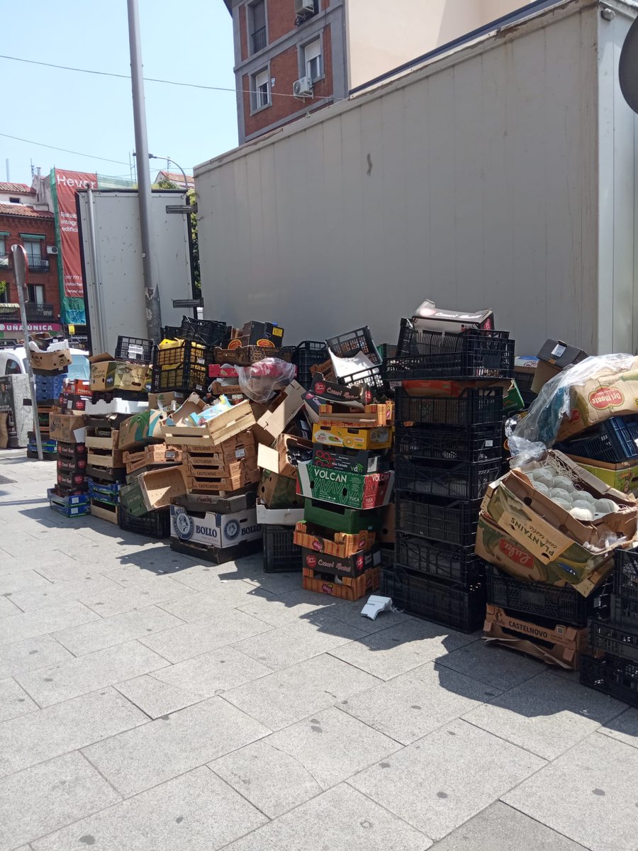 Vallecas Bulevar tweet media