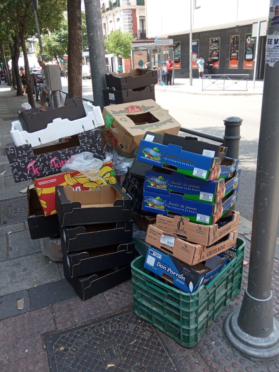 Vallecas Bulevar tweet media