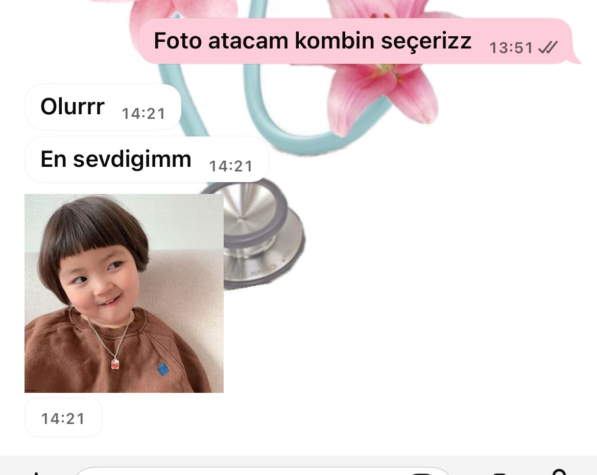 aysegullkececi's tweet photo. Biz kızlar ve en sevdiği dertlerii ✨🌸🩷 https://t.co/pGvdUcUPBm