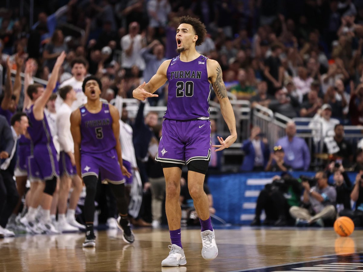 FUHoopsInsider's tweet image. Jalen Slawson will be playing in the Summer League for the Philadelphia 76ers 🔥🔥

Jalen played in the G league for the Osceola Magic last year averaging:

11.9 PPG
7.1 RPG
3.2 APG
1.3 BPG