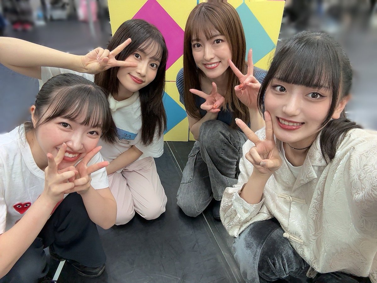 #キュピステ 稽古でした。
既に皆様から学ばせていただくことばかりで、目が離せません❕

リネット役 橘里依さん
クラリス役 朝倉ふゆなさん
アンサンブル 中村美友ちゃん
と一緒にお写真撮っていただきました✨️

ありがとうございます🤍