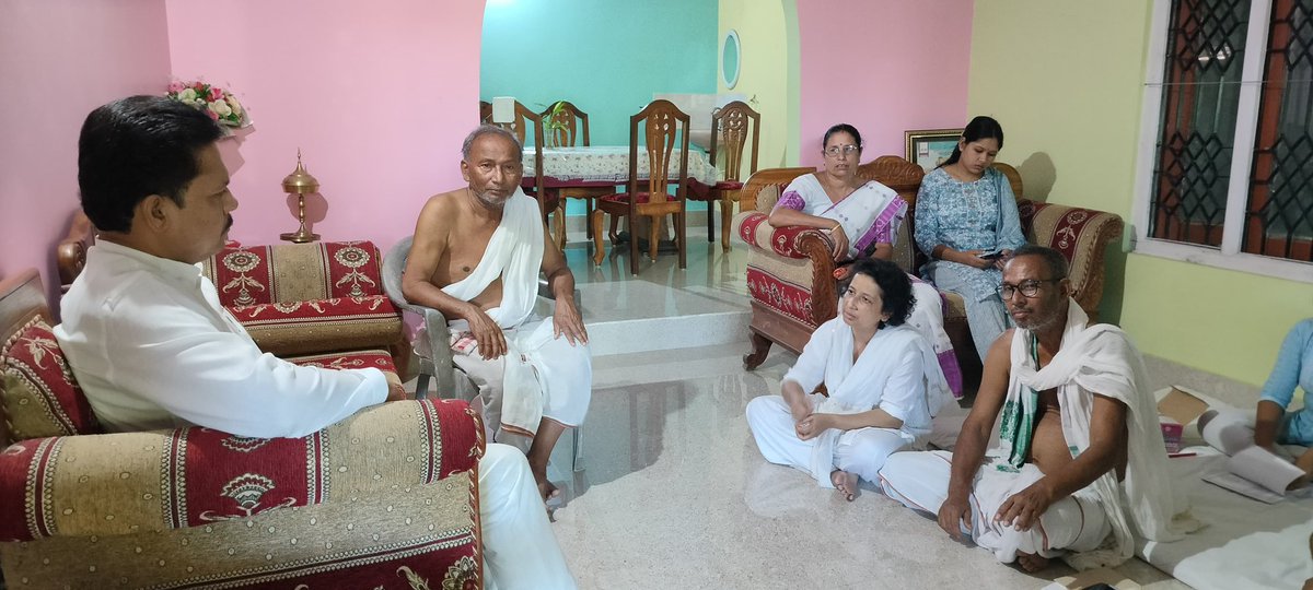 Bhupen kumar Borah (@bhupenkborah) on Twitter photo āĻā§āϝā§āώā§āĻ āϏāĻžāĻāĻŦāĻžāĻĻāĻŋāĻ āĻļā§ā§°ā§āĻŽāϤ⧠āĻāĻžāϝāĻŧāĻžāĻŽāĻŖāĻŋ āĻā§āĻāĻžā§° āĻŽāĻžāϤ⧠āĻŽā§āĻšāĻŋāϞāĻž āĻā§āĻāĻž āĻĄāĻžāĻā§°ā§āϝāĻŧāĻžāĻŖā§ā§° āĻŦāĻŋāϝāĻŧā§āĻā§° āĻāĻŦā§° āĻĒāĻžāϝāĻŧ āĻāĻāĻŋ āϤā§āĻā§āϤ⧰ āύāĻžā§°āĻžāϝāĻŧāĻŖāĻĒā§ā§°ā§° āĻā§°āϤ āĻā§ āĻĒā§°āĻŋāϝāĻŧāĻžāϞāĻŦā§°ā§āĻāĻ āϏāĻŽāĻŦā§āĻĻāύāĻž āĻā§āĻāĻžāĻĒāύ āĻā§°ā§ āĻā§°ā§ āĻŦāĻŋāĻĻā§āĻš āĻāϤā§āĻŽāĻžā§° āϏāĻĻāĻāϤāĻŋā§° āĻāĻžā§°āύ⧠āĻāĻļā§āĻŦā§°ā§° āĻā§°āύāϤ āĻĒā§ā§°āĻžā§°ā§āĻĨāύāĻž āĻāύāĻžāĻ ! āĻā§āϝā§āώā§āĻ āϏāĻžāĻāĻŦāĻžāĻĻāĻŋāĻ āĻļā§ā§°ā§āĻŽāϤ⧠āĻāĻžāϝāĻŧāĻžāĻŽāĻŖāĻŋ āĻā§āĻāĻžā§° āĻŽāĻžāϤ⧠āĻŽā§āĻšāĻŋāϞāĻž āĻā§āĻāĻž āĻĄāĻžāĻā§°ā§āϝāĻŧāĻžāĻŖā§ā§° āĻŦāĻŋāϝāĻŧā§āĻā§° āĻāĻŦā§° āĻĒāĻžāϝāĻŧ āĻāĻāĻŋ āϤā§āĻā§āϤ⧰ āύāĻžā§°āĻžāϝāĻŧāĻŖāĻĒā§ā§°ā§° āĻā§°āϤ āĻā§ āĻĒā§°āĻŋāϝāĻŧāĻžāϞāĻŦā§°ā§āĻāĻ āϏāĻŽāĻŦā§āĻĻāύāĻž āĻā§āĻāĻžāĻĒāύ āĻā§°ā§ āĻā§°ā§ āĻŦāĻŋāĻĻā§āĻš āĻāϤā§āĻŽāĻžā§° āϏāĻĻāĻāϤāĻŋā§° āĻāĻžā§°āύ⧠āĻāĻļā§āĻŦā§°ā§° āĻā§°āύāϤ āĻĒā§ā§°āĻžā§°ā§āĻĨāύāĻž āĻāύāĻžāĻ !